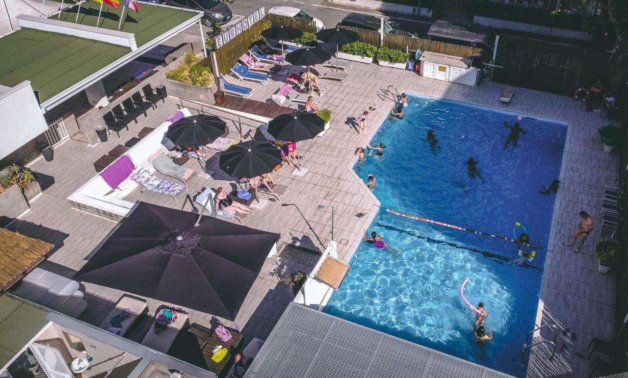 Eurhotel Ріміні Екстер'єр фото