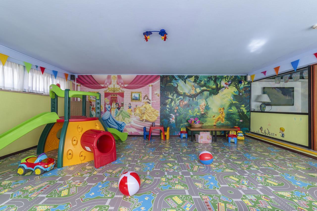 Eurhotel Ріміні Екстер'єр фото