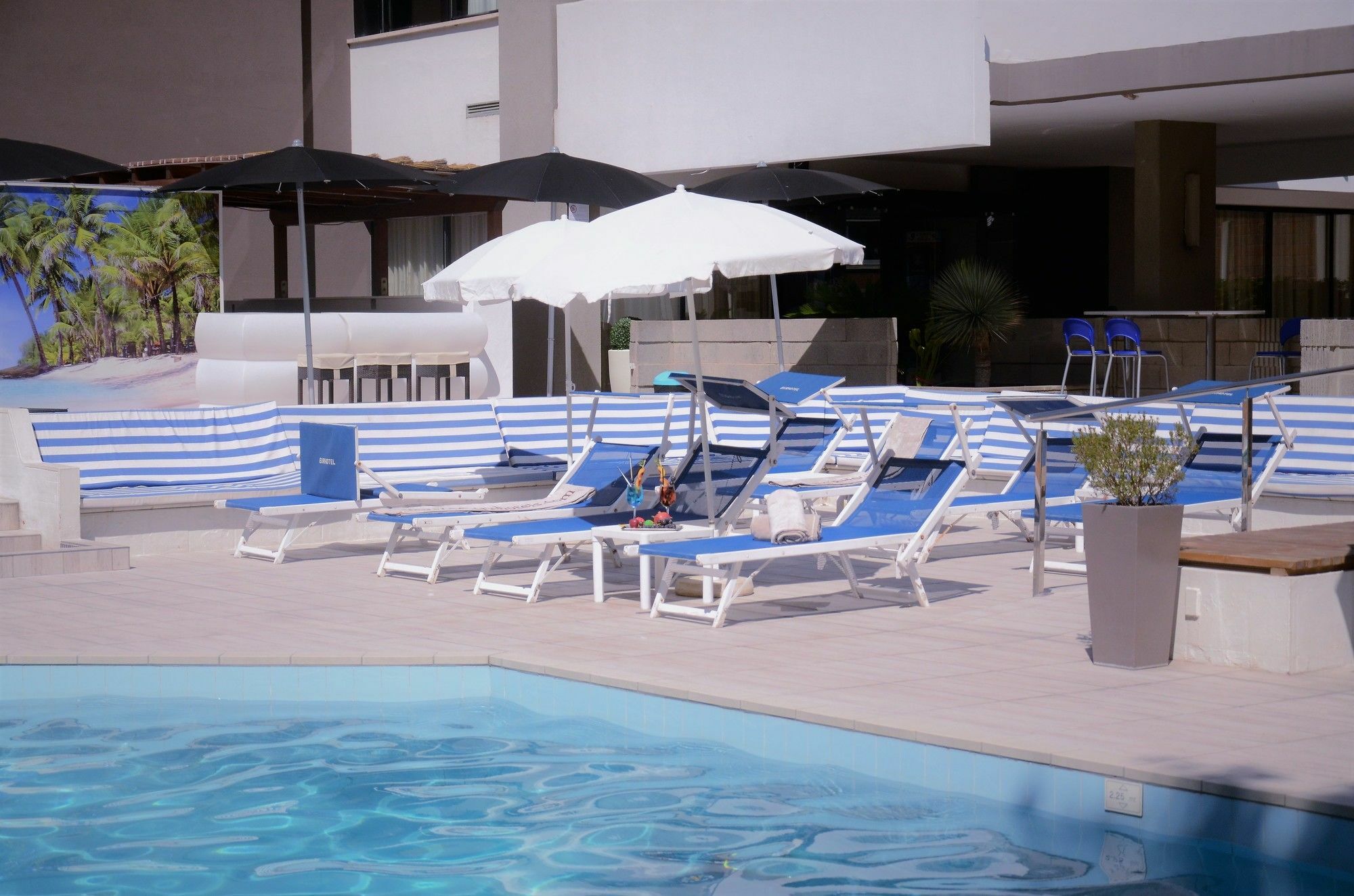 Eurhotel Ріміні Екстер'єр фото